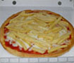 pizza margherita con patatite.jpg